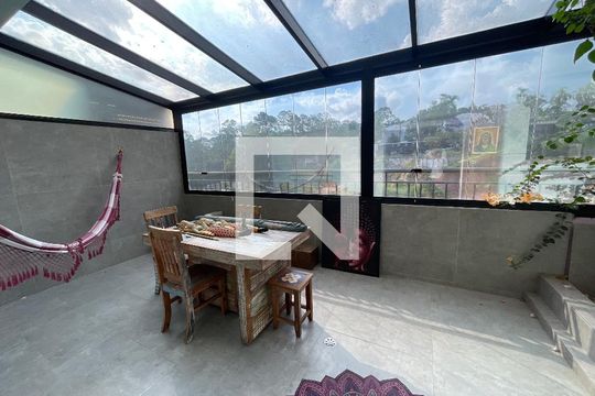 Área gourmet de apartamento para alugar com 1 quarto, 55m² em Granja Viana, Cotia