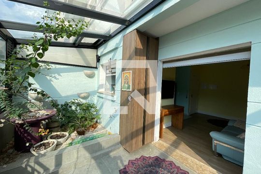 Jardim de apartamento para alugar com 1 quarto, 55m² em Granja Viana, Cotia