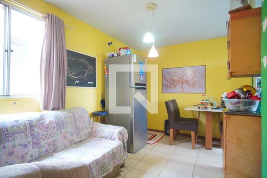 Sala de apartamento para alugar com 2 quartos, 48m² em São Miguel, São Leopoldo