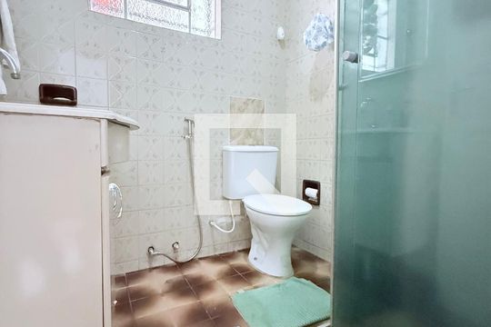 Casa para alugar com 3 quartos, 197m² em Alto Caiçaras, Belo Horizonte