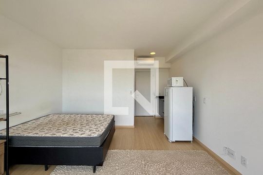Quarto  de kitnet/studio à venda com 0 quarto, 27m² em Santo Amaro, São Paulo