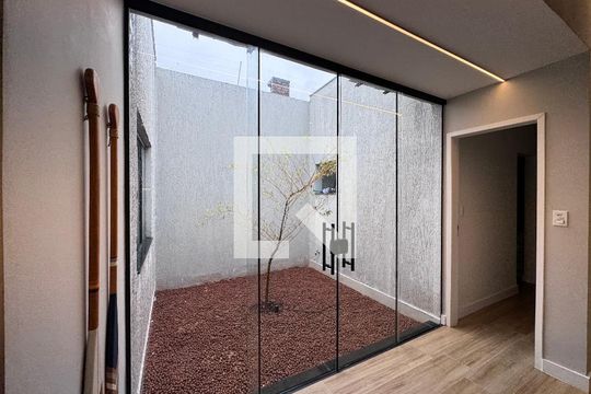 Sala - Jardim de Inverno de casa de condomínio à venda com 3 quartos, 168m² em Ilha de Guaratiba, Rio de Janeiro