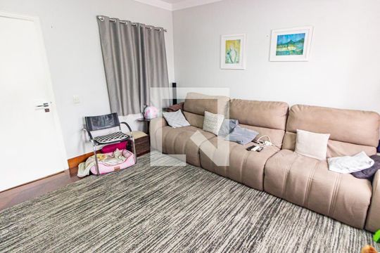 Sala de TV de casa à venda com 4 quartos, 380m² em Vila Regente Feijó, São Paulo