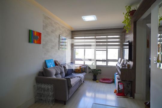 Sala de apartamento à venda com 2 quartos, 56m² em Ipanema, Porto Alegre