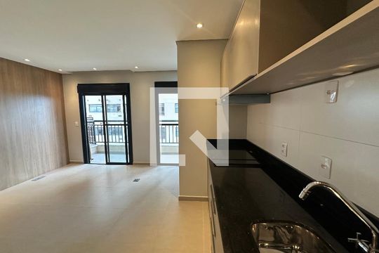 Sala/Cozinha de apartamento à venda com 1 quarto, 40m² em Empresarial 18 do Forte, Barueri