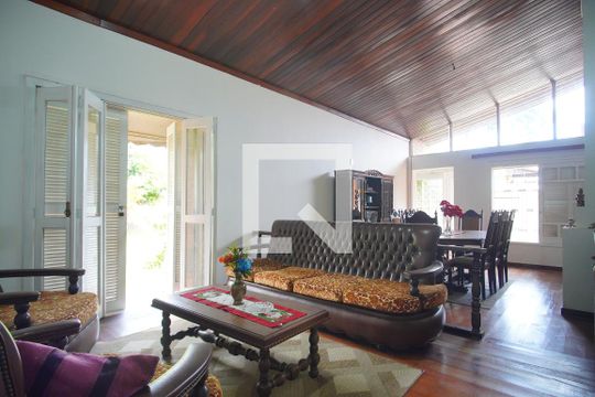 Sala de casa para alugar com 4 quartos, 250m² em Rio dos Sinos, São Leopoldo