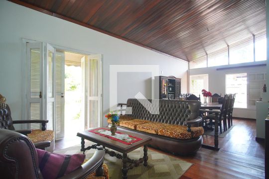 Sala de casa para alugar com 4 quartos, 250m² em Rio dos Sinos, São Leopoldo