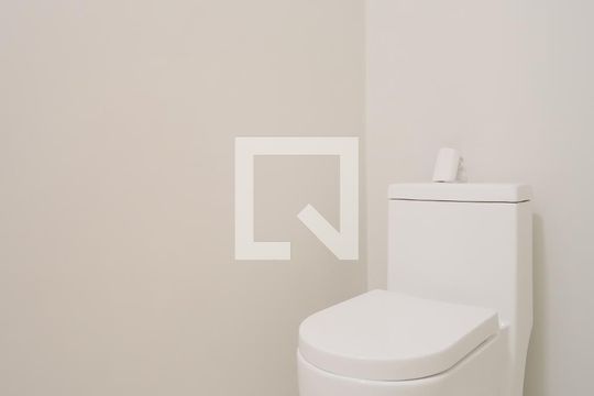 Lavabo de casa à venda com 3 quartos, 160m² em Vila Carrão, São Paulo