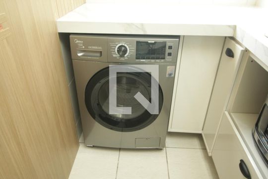 Área de Serviço de kitnet/studio para alugar com 2 quartos, 51m² em Jardim Monte Libano, Santo André