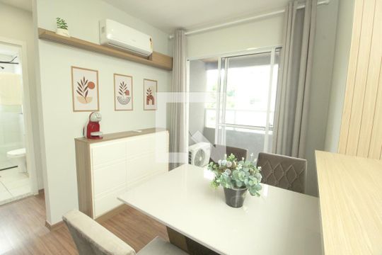 Kitnet/Studio para alugar com 2 quartos, 51m² em Jardim Monte Libano, Santo André