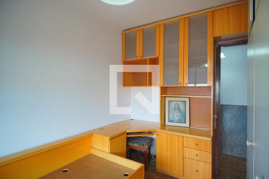 Quarto 2 de apartamento para alugar com 2 quartos, 84m² em Floresta, Porto Alegre