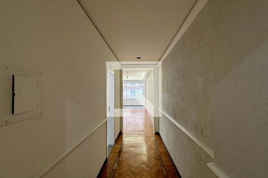 Sala - hall de entrada de apartamento à venda com 3 quartos, 150m² em Copacabana, Rio de Janeiro