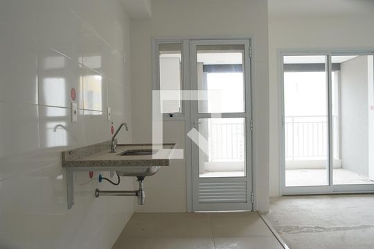 Cozinha de apartamento à venda com 0 quarto, 30m² em Picanço, Guarulhos