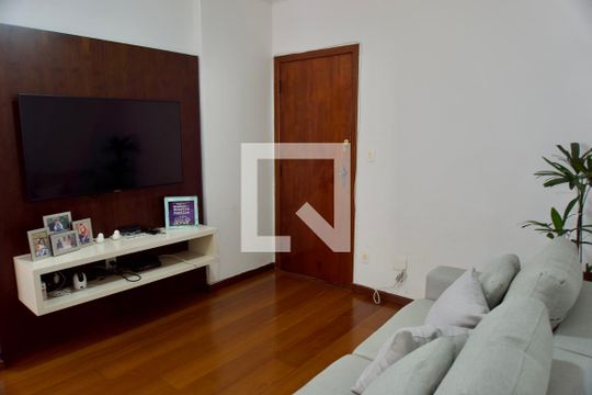 Sala de apartamento para alugar com 3 quartos, 110m² em Monsenhor Messias, Belo Horizonte