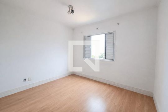 Suíte de apartamento à venda com 3 quartos, 72m² em Piratininga, Osasco