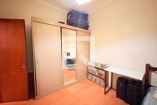 Quarto 1 de casa para alugar com 5 quartos, 420m² em Jardim das Samambaias, Jundiaí