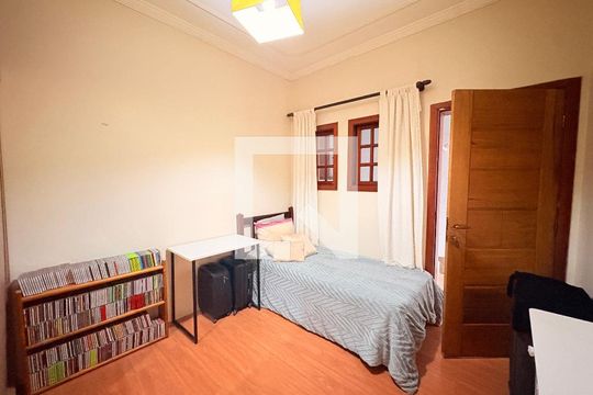Quarto 1 de casa para alugar com 5 quartos, 420m² em Jardim das Samambaias, Jundiaí