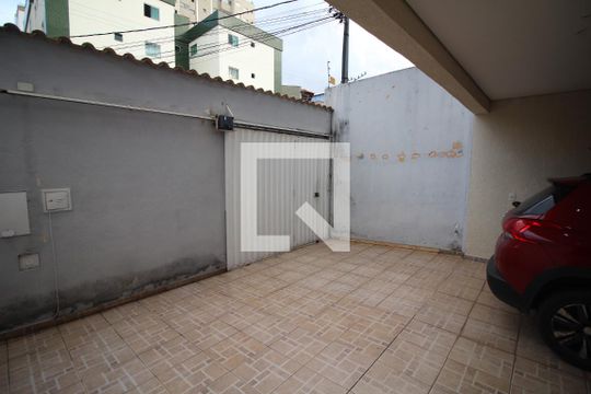 Garagem de casa à venda com 5 quartos, 350m² em Jardim Riacho das Pedras, Contagem