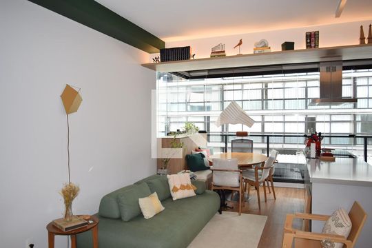 Sala de apartamento para alugar com 2 quartos, 67m² em Pinheiros, São Paulo