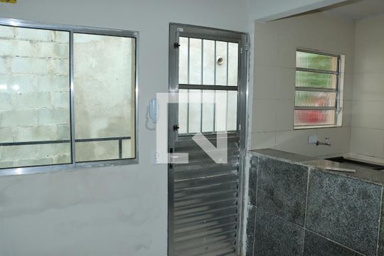 Kitnet/Studio para alugar com 1 quarto, 27m² em Jardim Marilu, Cotia