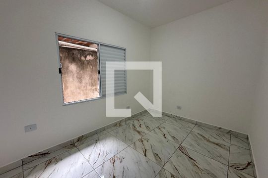 Quarto 1 de casa para alugar com 2 quartos, 74m² em Parque Santana, Barueri