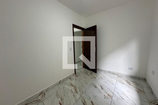 Quarto 1 de casa para alugar com 2 quartos, 74m² em Parque Santana, Barueri
