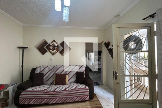 Sala de casa à venda com 3 quartos, 170m² em Vila Pirituba, São Paulo