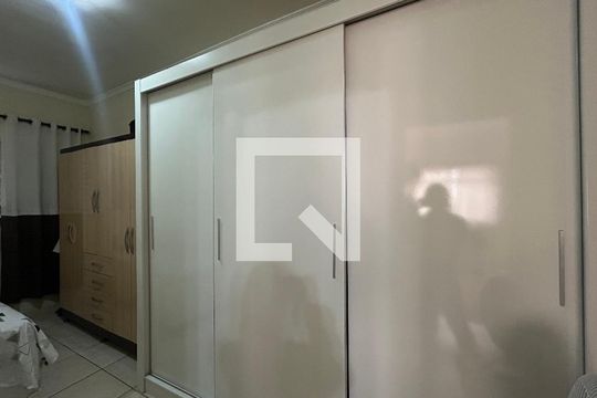 Quarto 2 de casa à venda com 3 quartos, 170m² em Vila Pirituba, São Paulo