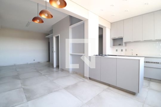 Sala de apartamento para alugar com 3 quartos, 95m² em Osvaldo Rezende, Uberlândia
