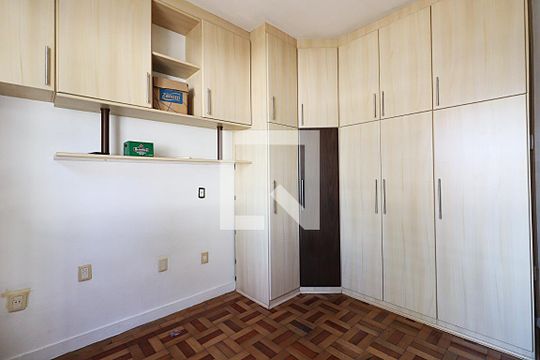 Quarto 1 de apartamento para alugar com 2 quartos, 78m² em Auxiliadora, Porto Alegre