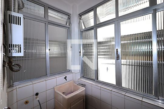 Área de Serviço de apartamento para alugar com 2 quartos, 78m² em Auxiliadora, Porto Alegre
