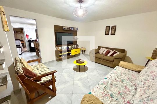 Sala de casa à venda com 5 quartos, 202m² em Vila Itapegica, Guarulhos