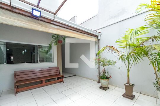 Quintal e Churrasqueira de casa à venda com 3 quartos, 150m² em Jardim Brasilandia, São Bernardo do Campo