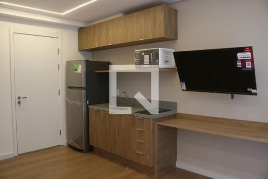 Sala/Cozinha de kitnet/studio para alugar com 1 quarto, 29m² em Perdizes, São Paulo