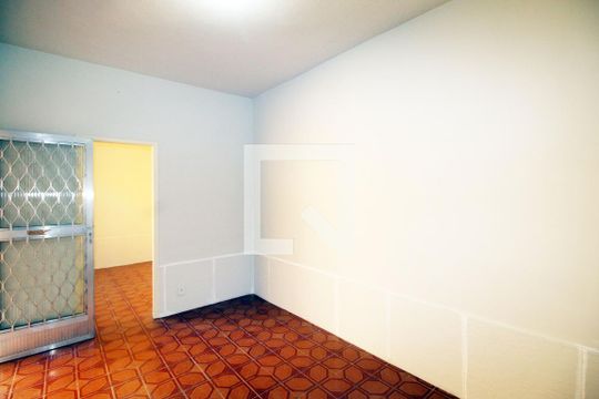 Casa para alugar com 1 quarto, 220m² em Vicente de Carvalho, Rio de Janeiro