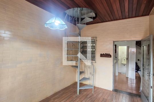 Sala 1 de casa à venda com 3 quartos, 220m² em Vicente de Carvalho, Rio de Janeiro