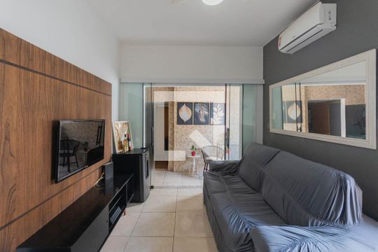 Sala de apartamento à venda com 2 quartos, 70m² em Vila Isabel, Rio de Janeiro