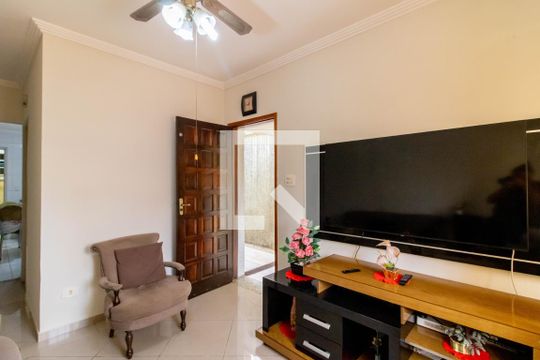 Sala de casa à venda com 3 quartos, 156m² em Vila Rosalia, Guarulhos
