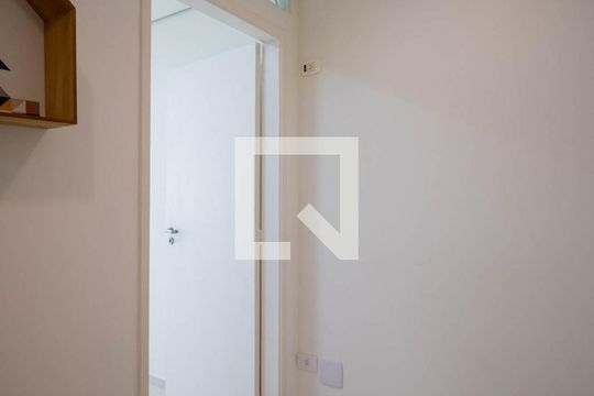 Recepção  de casa para alugar com 1 quarto, 30m² em Vila Suzana, São Paulo