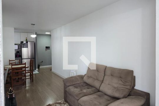 Sala de apartamento à venda com 3 quartos, 75m² em Picanço, Guarulhos