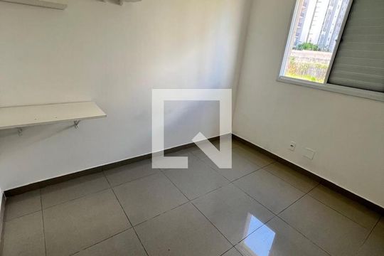 Quarto de apartamento para alugar com 2 quartos, 44m² em Loteamento City Jaragua, São Paulo