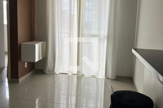 Sala de apartamento para alugar com 2 quartos, 44m² em Loteamento City Jaragua, São Paulo