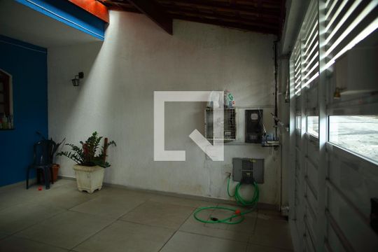 Garagem  de casa à venda com 4 quartos, 276m² em Vila Planalto, São Bernardo do Campo