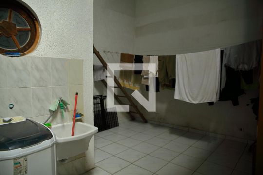 Área de Serviço de casa à venda com 4 quartos, 276m² em Vila Planalto, São Bernardo do Campo