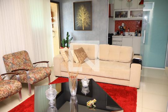 Sala de apartamento para alugar com 2 quartos, 81m² em Jardim Armação, Salvador