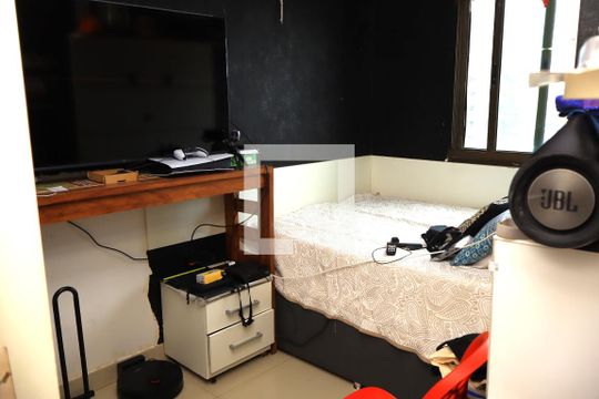 Quarto 1 de apartamento para alugar com 2 quartos, 81m² em Jardim Armação, Salvador