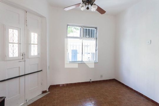 Sala de casa à venda com 3 quartos, 200m² em Vila Isabel, Rio de Janeiro