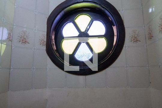 Lavabo  de casa para alugar com 5 quartos, 1000m² em Jardim Antônio Cassillo, Votorantim