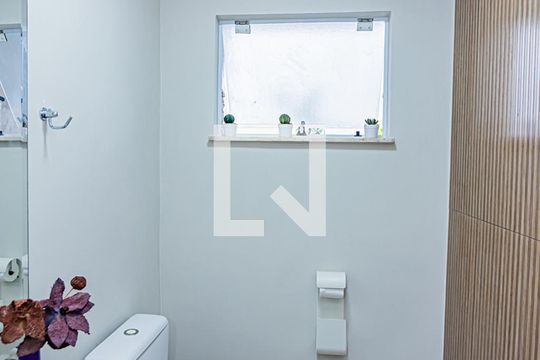 Lavabo de casa à venda com 3 quartos, 180m² em Jardim Sao Ricardo, São Paulo