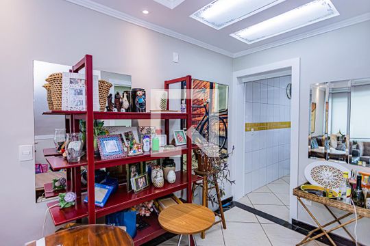 Sala de casa à venda com 3 quartos, 180m² em Jardim Sao Ricardo, São Paulo